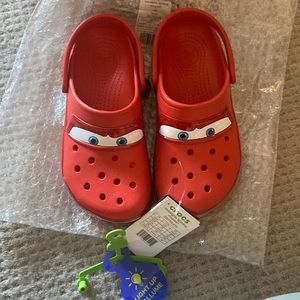 NWT lightning McQueen crocs size W7